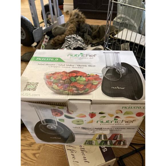 Nutrichef salad shooter , chopper, grater and shredder - Picture 2 of 3